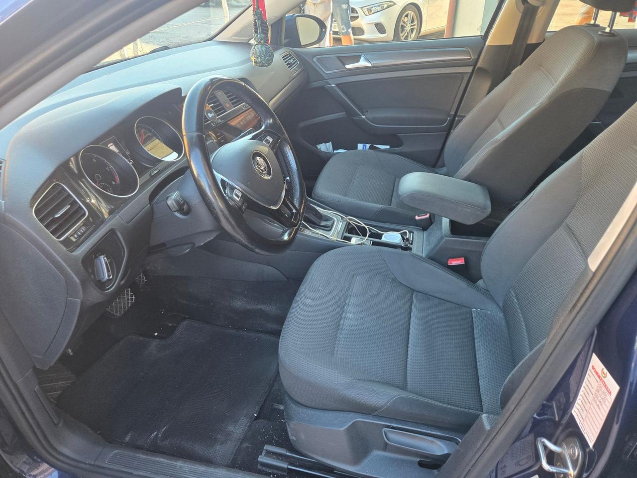 Volkswagen Golf 1.6 TDI EXECUTIVE #50413