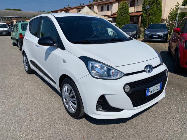 HYUNDAI i10 1.0 MPI Go!