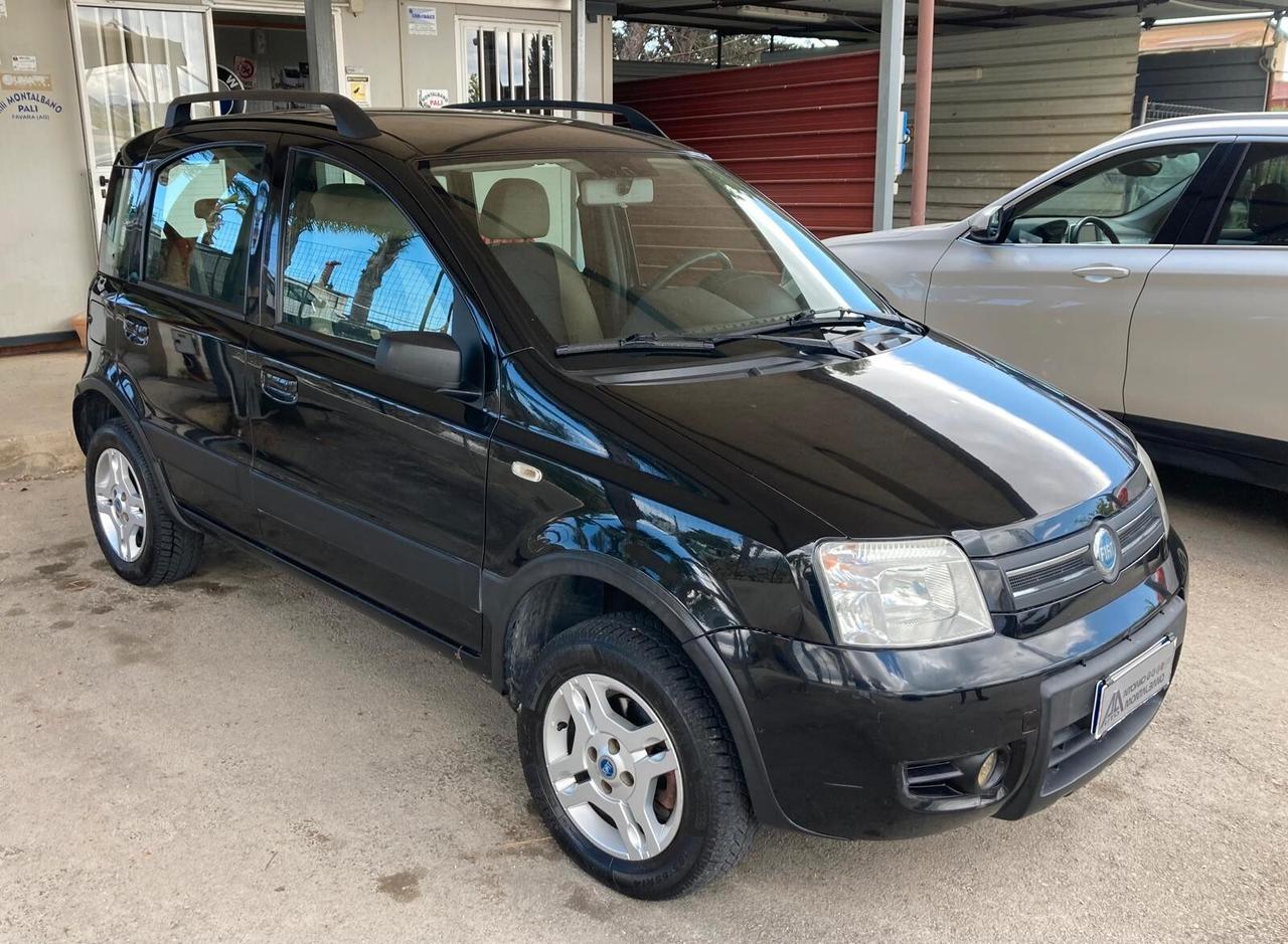 Fiat Panda 1.3 MJT 16V 4x4 Climbing