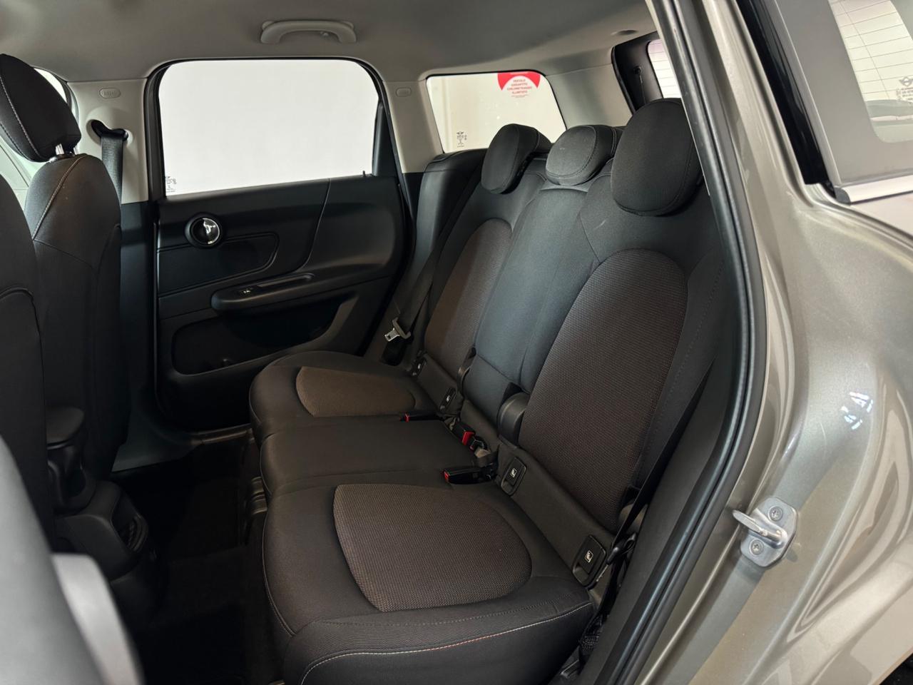 Mini Cooper D Countryman 2.0 HYPE Automatica