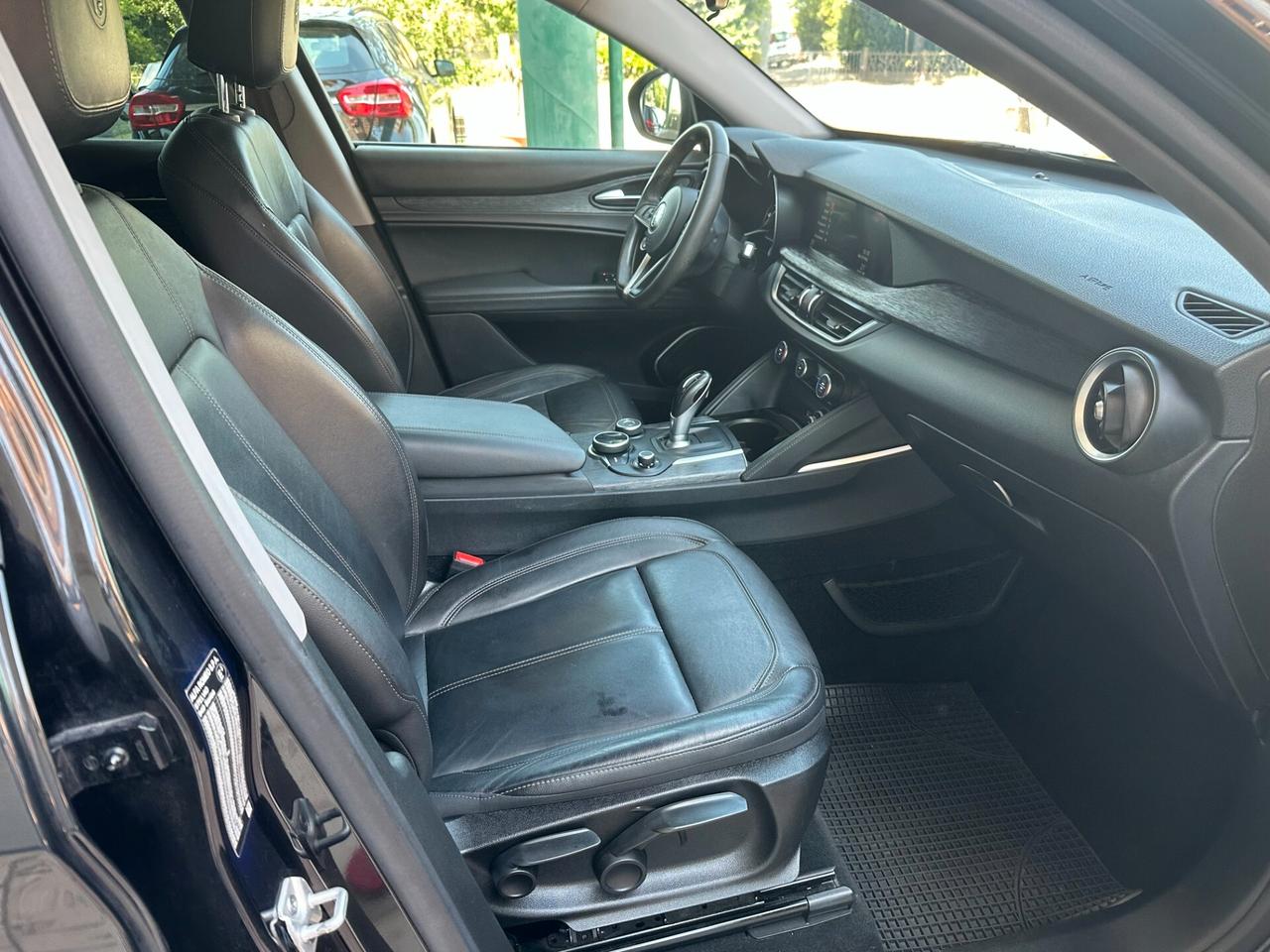 Alfa Romeo Stelvio 2.2 JTDM 160 CV