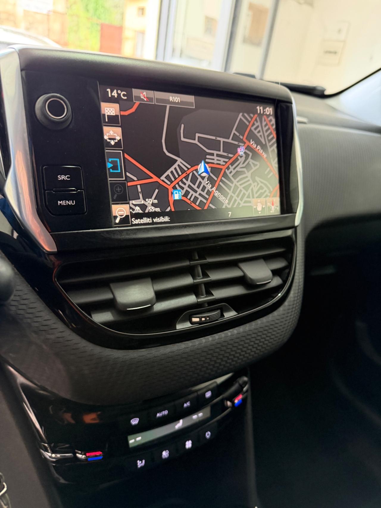 Peugeot 2008 1.6 e-HDi 115 CV Stop&Start Féline