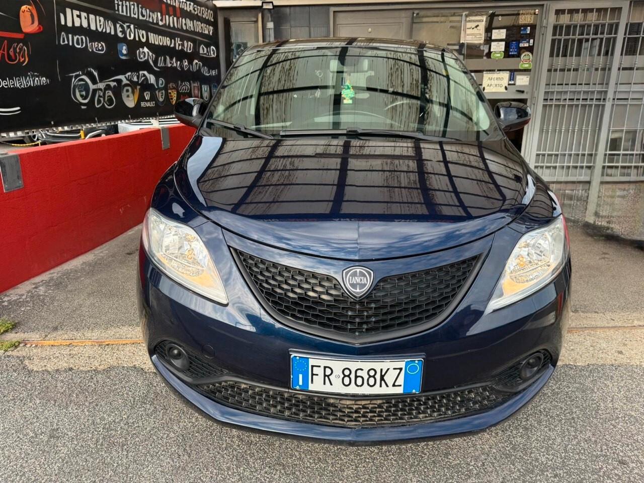 Lancia Ypsilon 1.2 69 CV 5 porte S&S Gold - BENZINA - EURO6 - POCHI KM