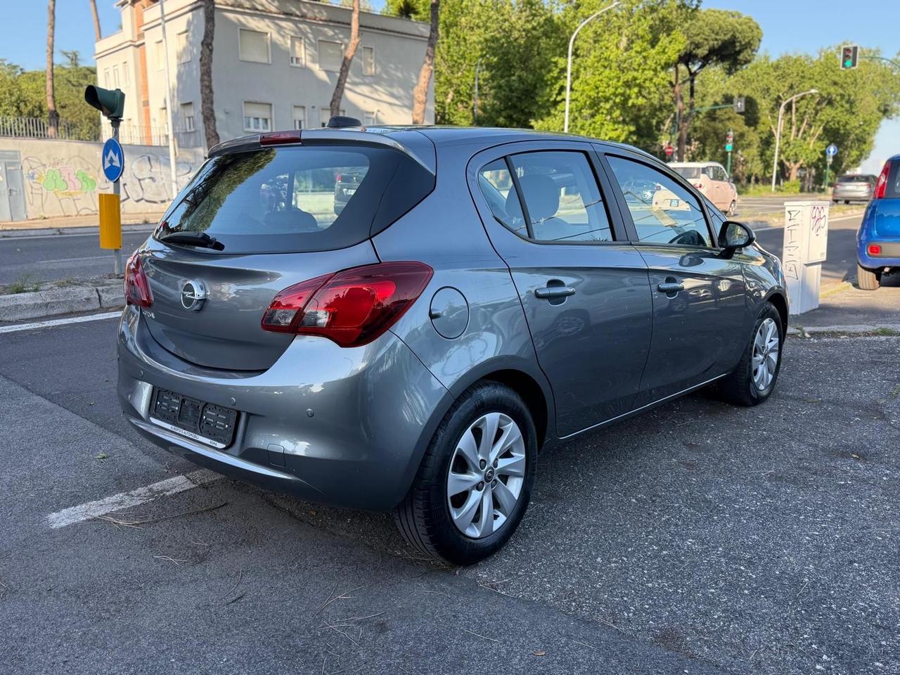 Opel Corsa 1.2 5 porte Cosmo benzina