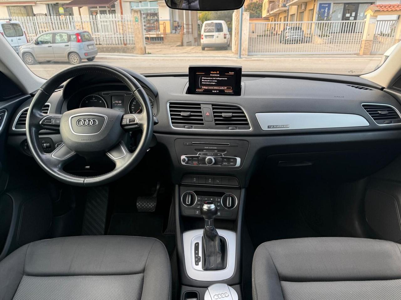 Audi Q3 2.0 TDI 150 CV S tronic