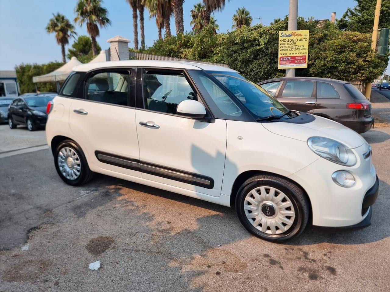 Fiat 500L 1.6 Multijet 120 CV Lounge Autocarro n1