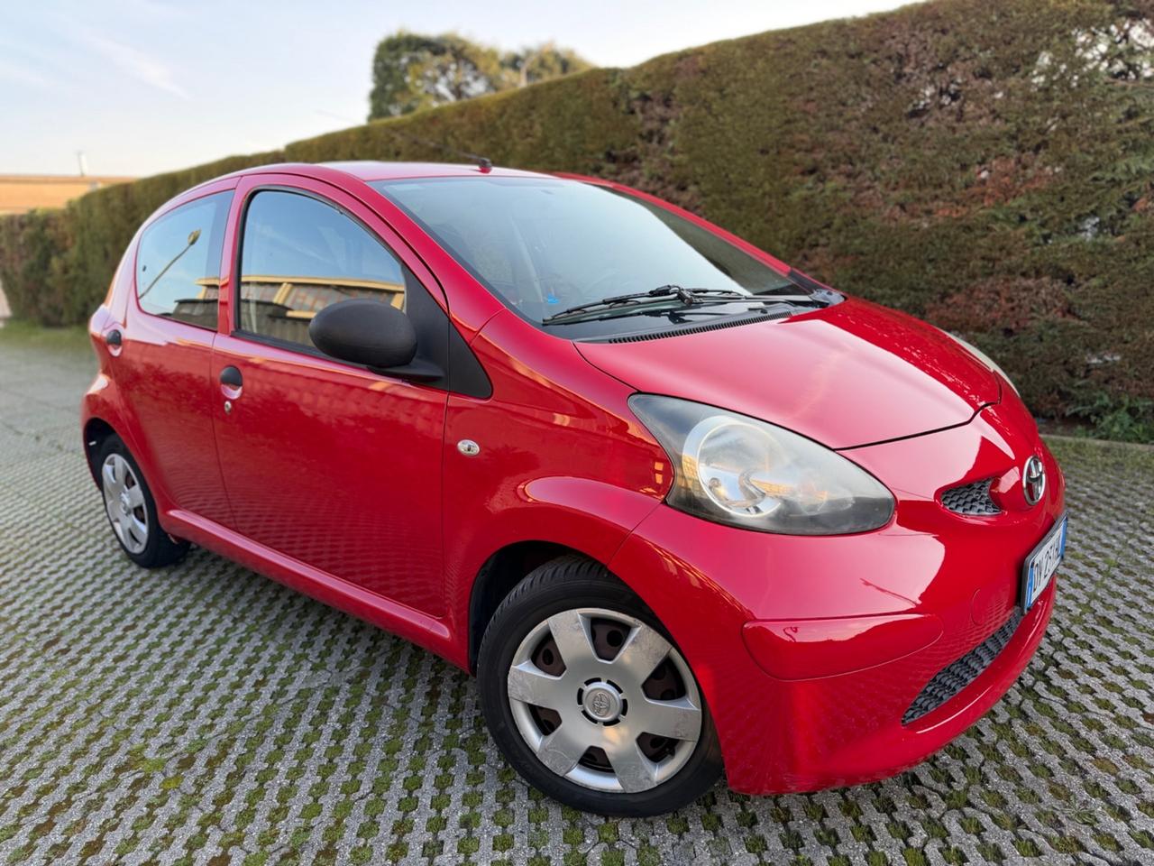 Toyota Aygo 1.0 12V VVT-i 5 porte Sound