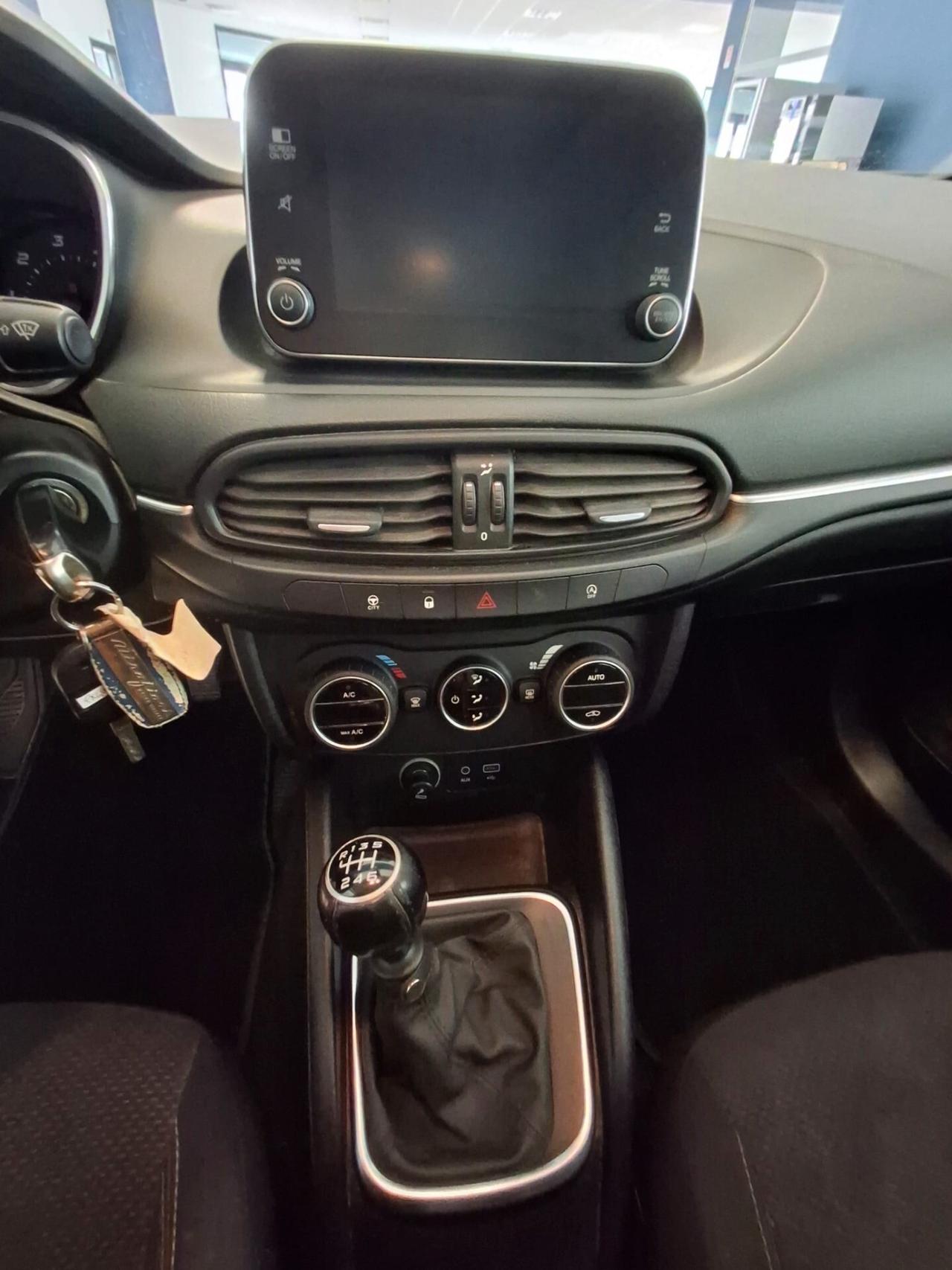 Fiat Tipo 1.3 Mjt S&S 5 porte Easy