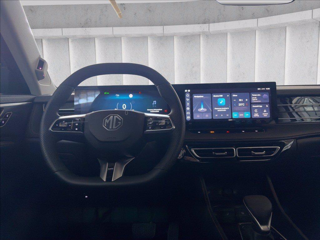 MG HS 1.5 hybrid+ Luxury auto del 2026
