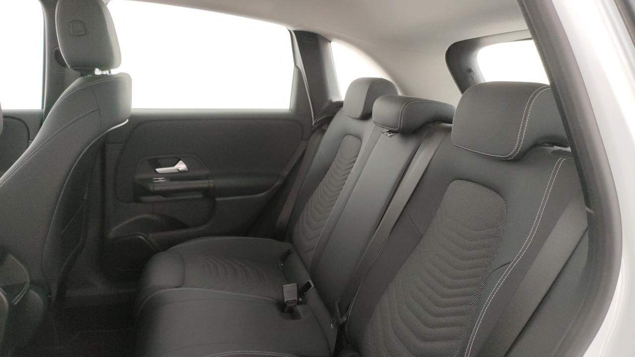 Mercedes-Benz B 180 Progressive Advanced auto