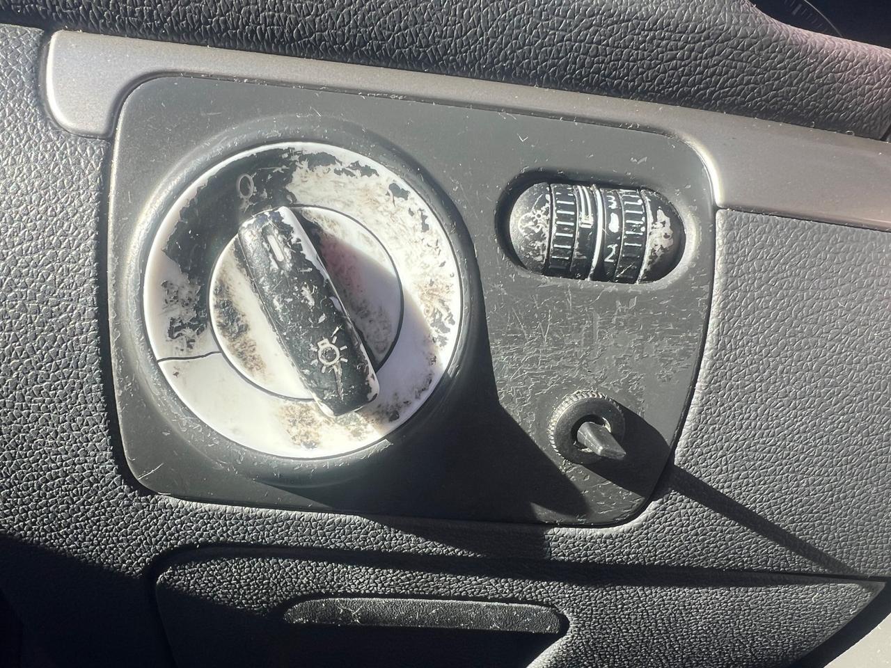 Volkswagen Golf 1.6 16V FSI 3p. Sportline