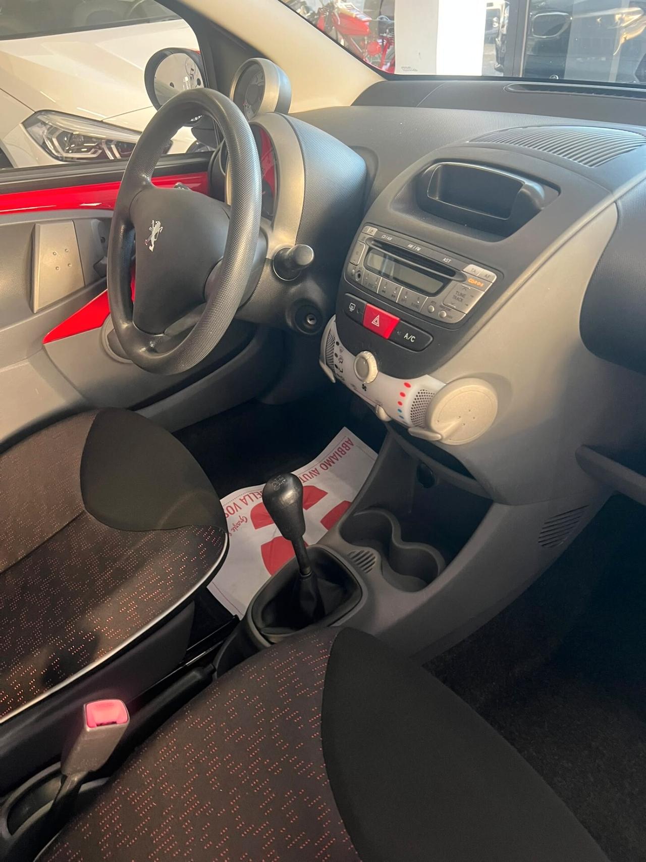 Peugeot 107 1.0 68CV 5p. Plaisir