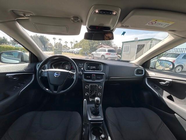 Volvo V40 D2 1.6 Momentum OK NEOPATENTATI