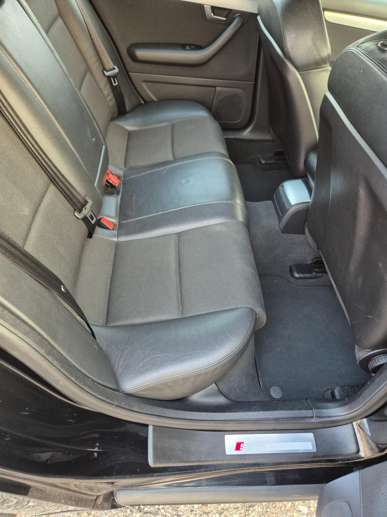 Audi A4 2.0 16V TDI Avant Top