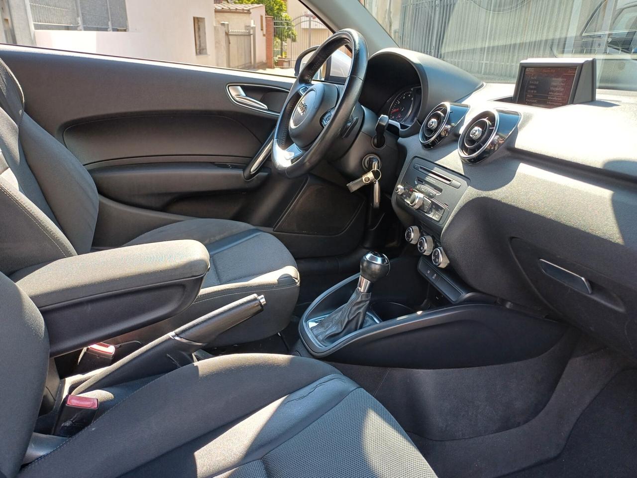Audi A1 1.4 TFSI S tronic 119g Ambition S Line