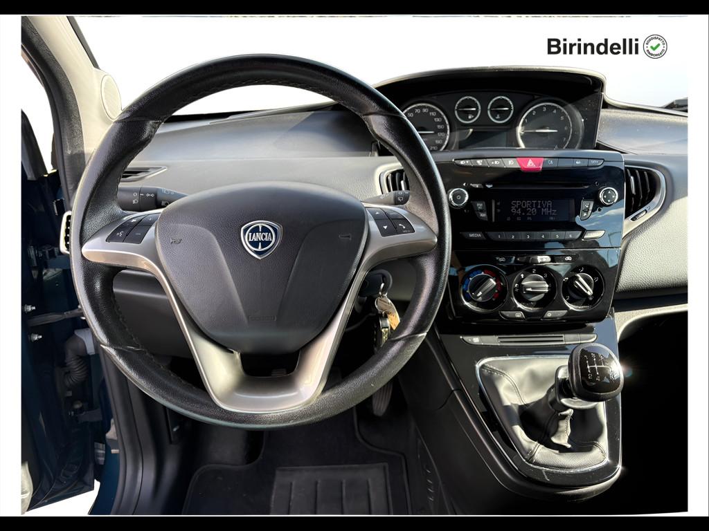 LANCIA Ypsilon 3ª serie - Ypsilon 1.2 69 CV 5 porte 30th Anniversary