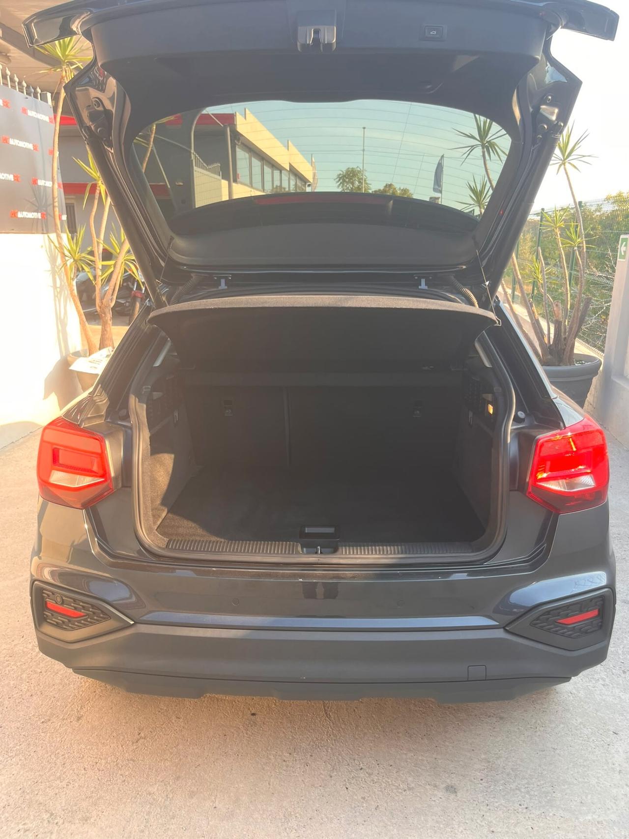 Audi Q2 30 TDI S tronic Business