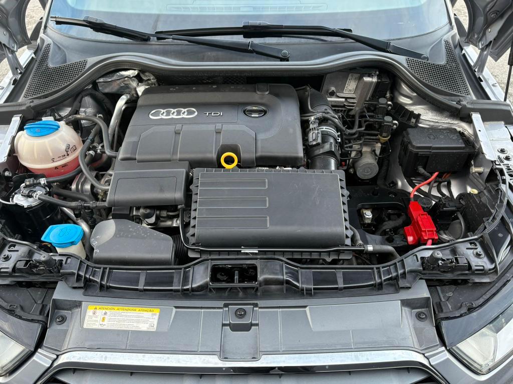 Audi A1 Sportback 1.4 tdi Sport 90 CV s-tronic ADATTA NEOPATENTATI