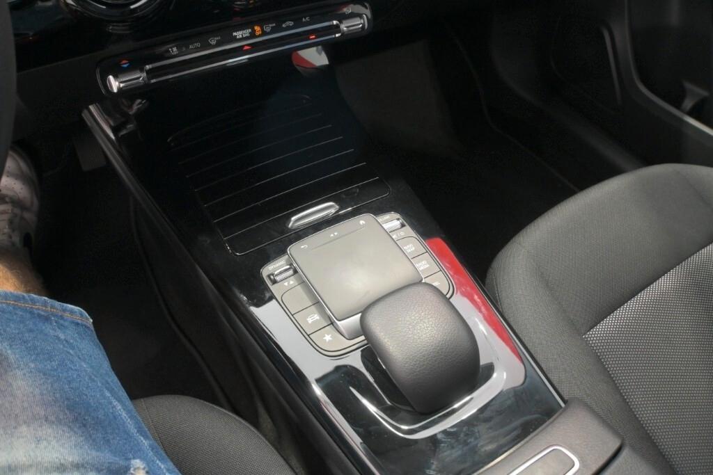 Mercedes-benz A 200 d Automatic Business