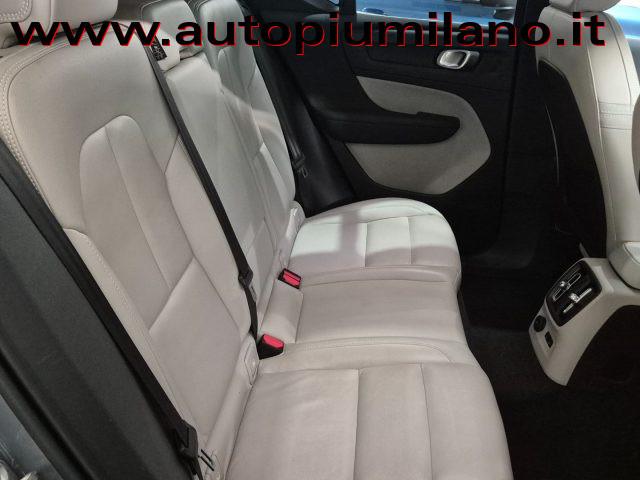 VOLVO XC40 T5 Recharge Plug-in Hybrid Inscription