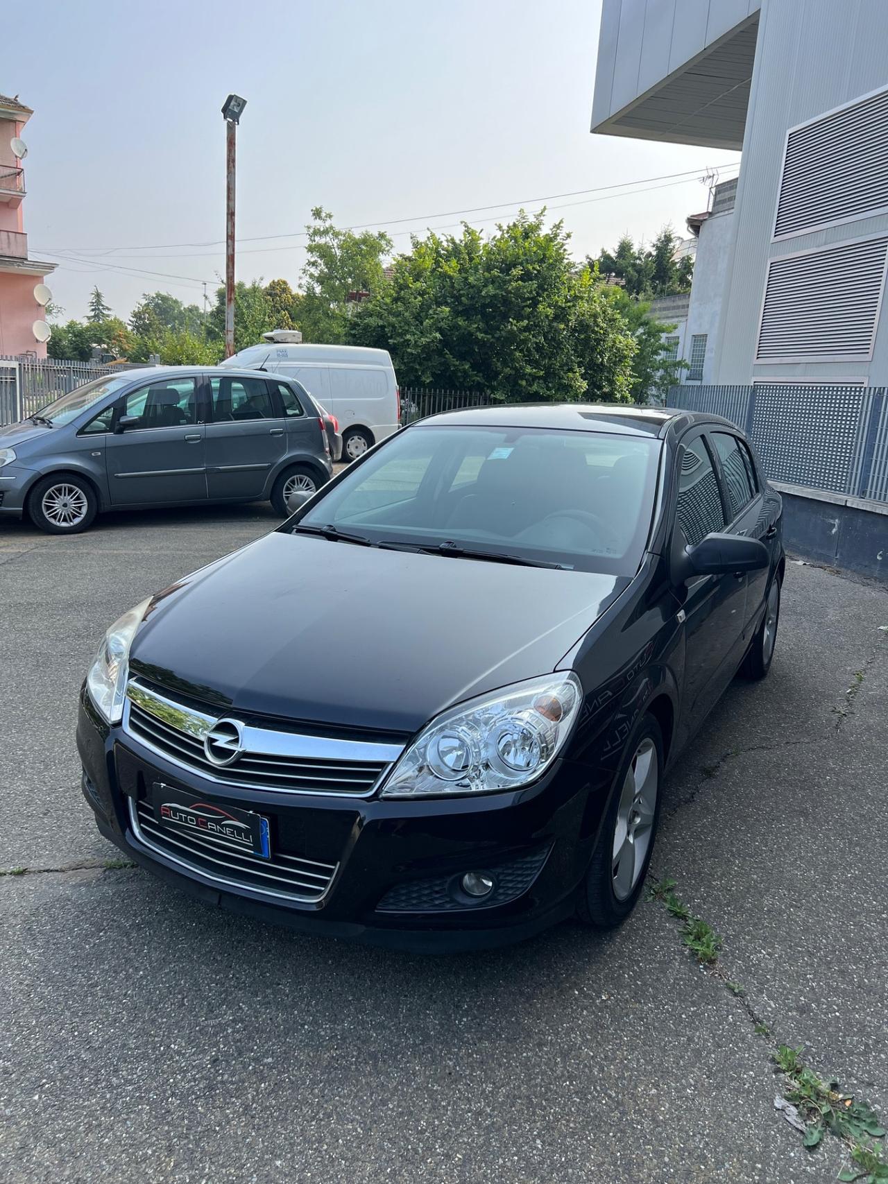 Opel Astra 1.7 CDTI 125CV 5 porte Cosmo OCCASIONE 145k