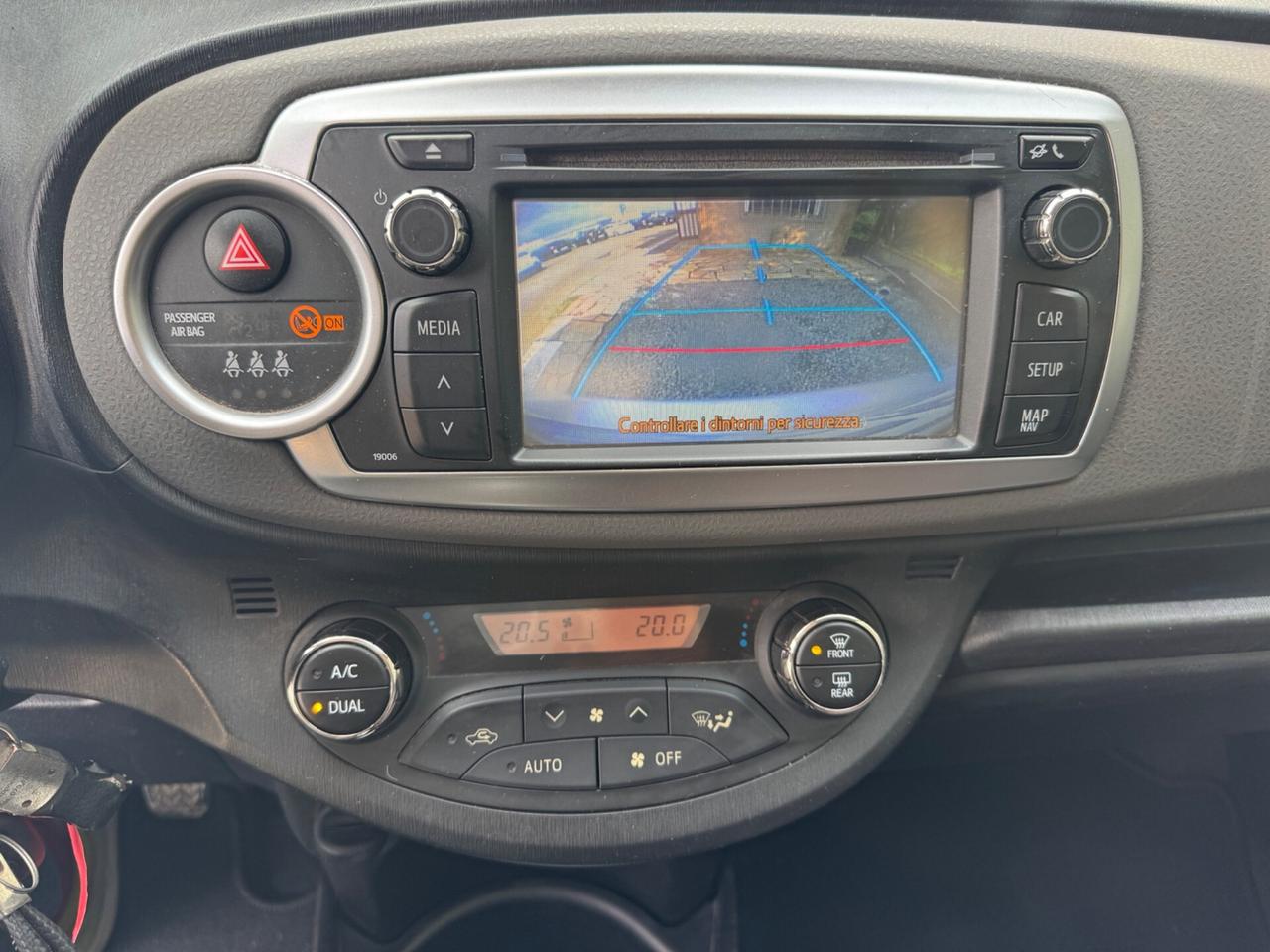 Toyota Yaris 1.3 5 porte Lounge