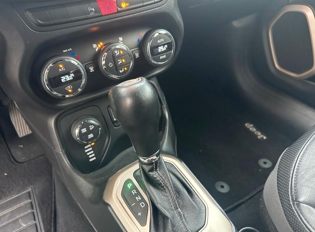 Jeep Renegade 2.0 Mjt 170CV 4WD Active Drive Low Trailhawk