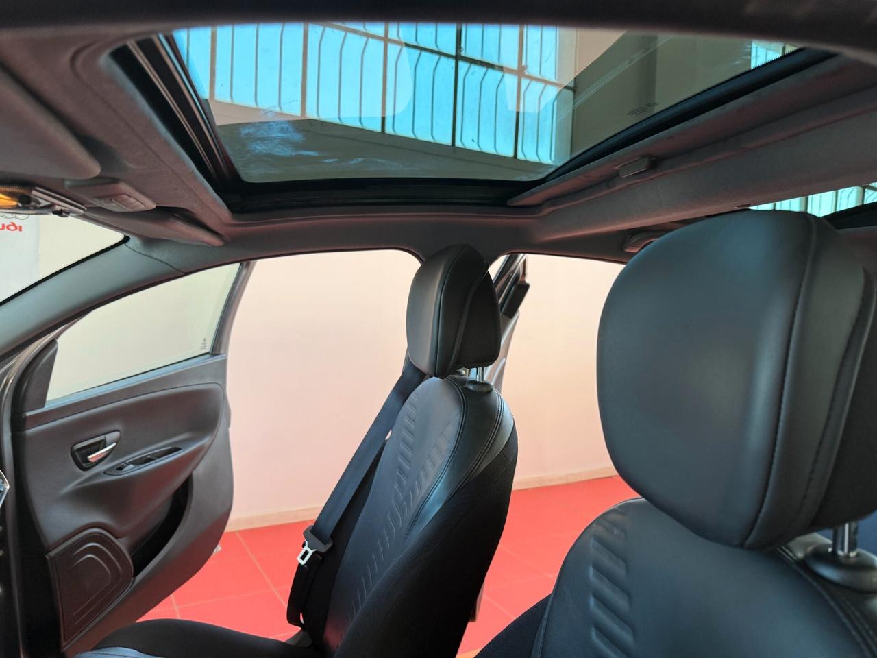 Lancia Ypsilon 1.3 MJT 16V 95 CV 5 porte S&S Platinum
