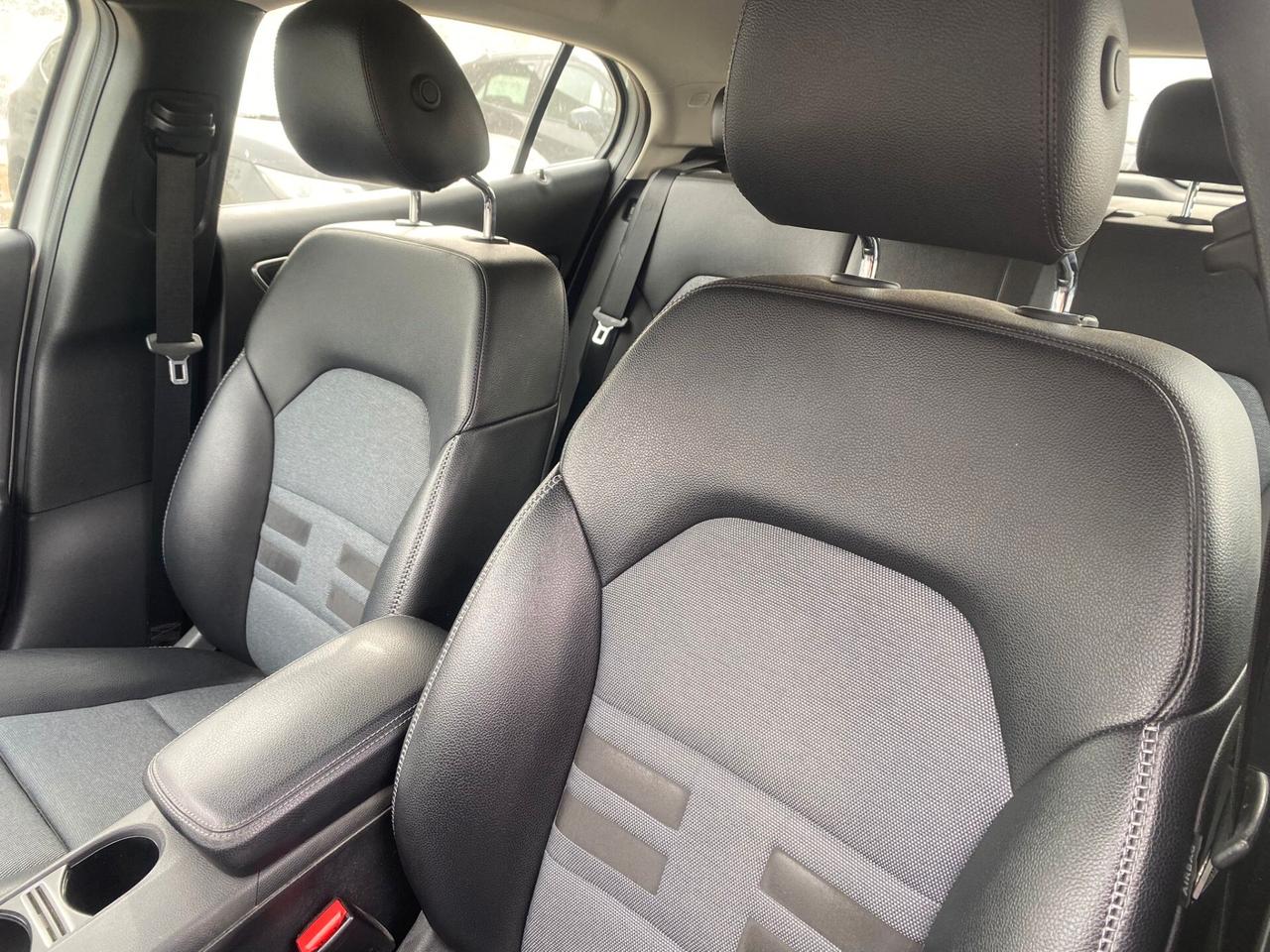Mercedes-benz GLA 180 d Automatic Business