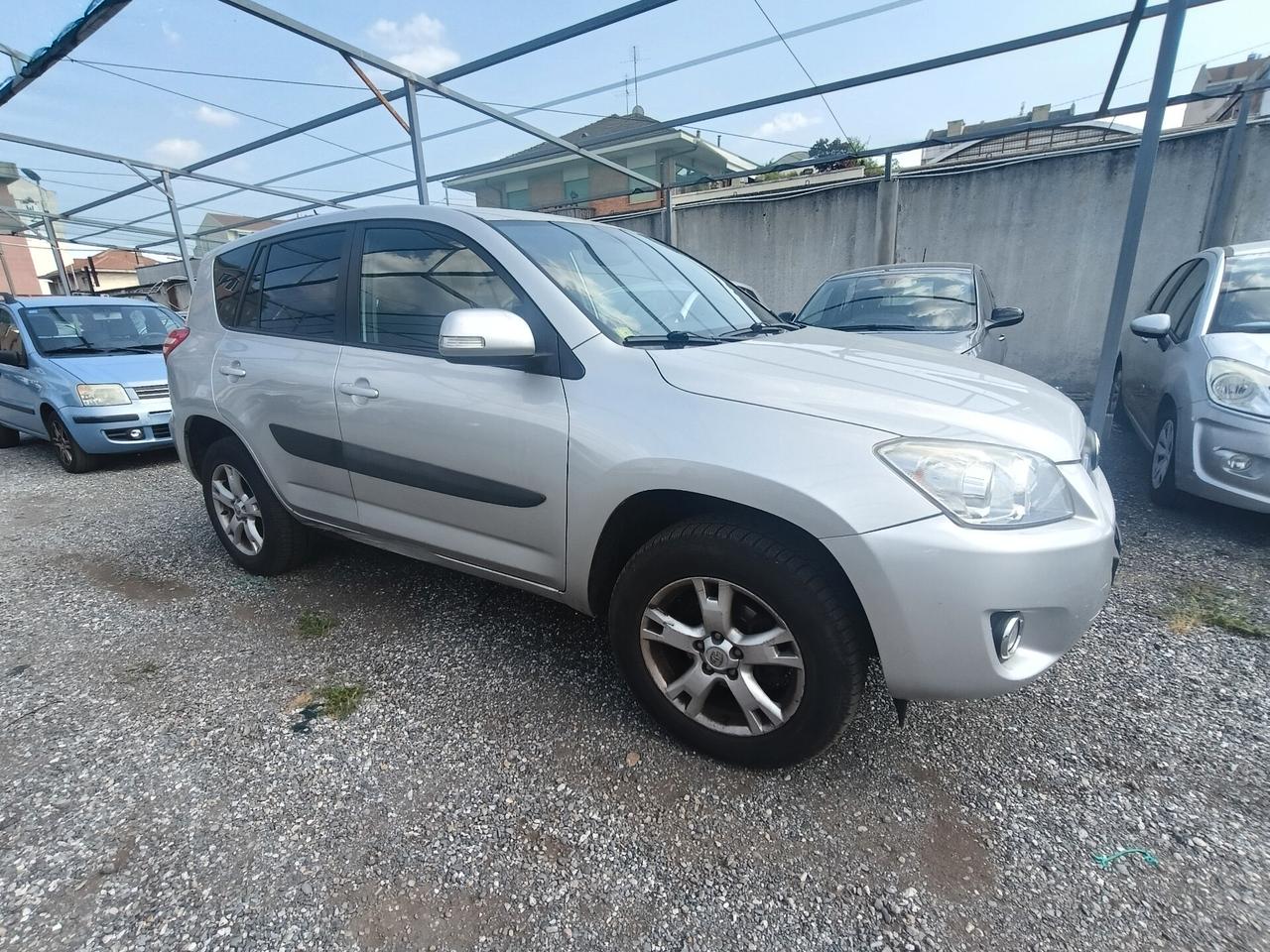 Toyota RAV 4 RAV4 Crossover 2.2 D-4D 150 CV DPF Luxury