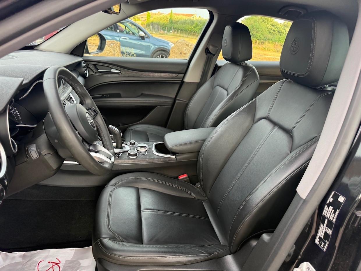 Alfa Romeo Stelvio 2.2 Turbodiesel 190 CV AT8 Q4 Sprint