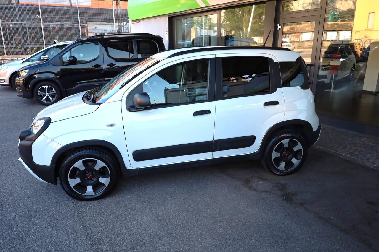 FIAT PANDA 1.0 FireFly S&S HYBRID CITY CROSS
