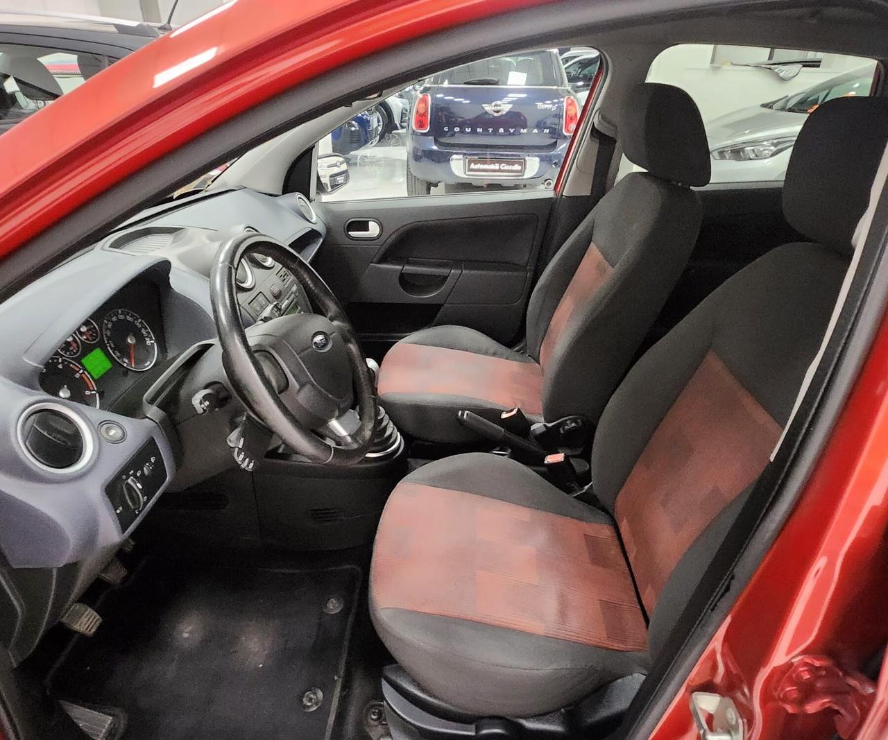 Ford Fiesta 1.4 TDCi 5p. Titanium