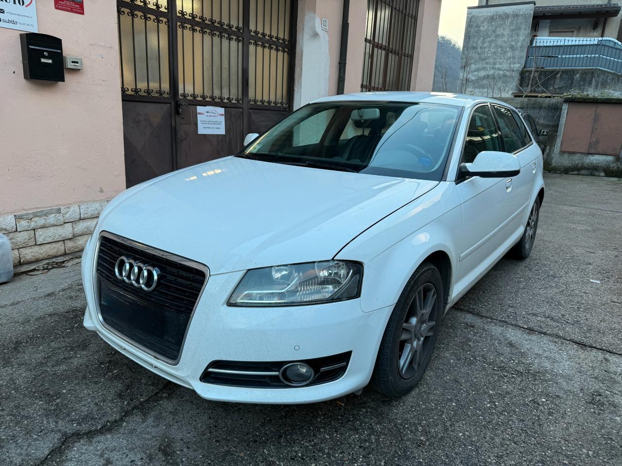 Audi A3 1.6 TDI 90 CV OK NEOPATENTATI