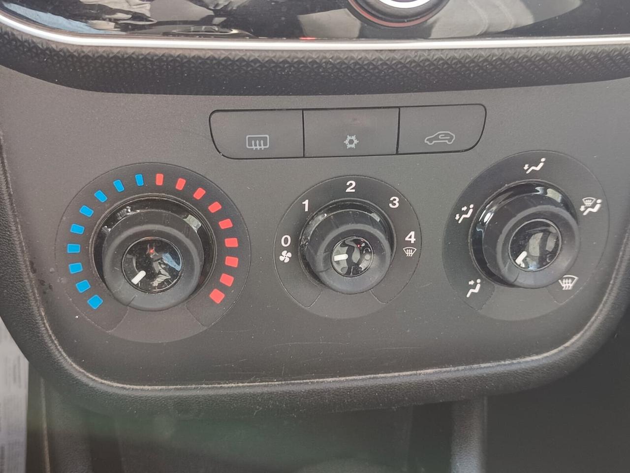 Fiat Punto 2017 - 1.3 MJT II Lb automobili