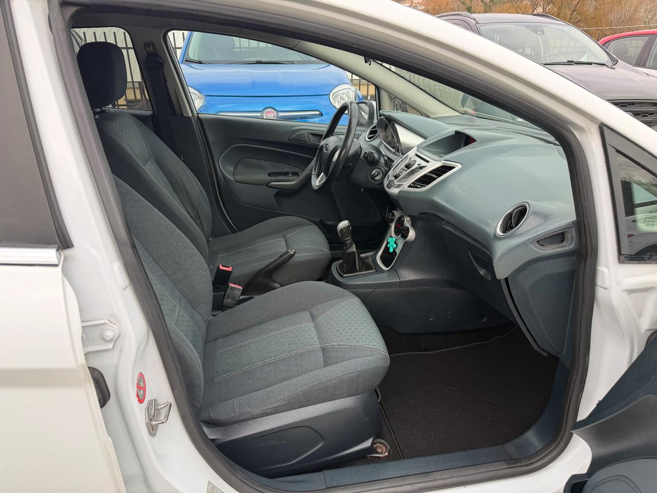 Ford Fiesta 1.4 TDCi 5p. Titanium