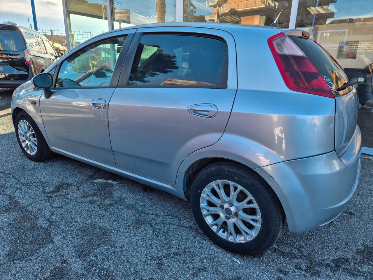 Fiat Grande Punto 1.3 MJT 75 CV 5 porte Dynamic