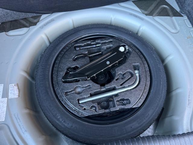 VOLKSWAGEN Golf 1.6 TDI HIGHLINE+NAVI+ALCANTARA+BIZONA