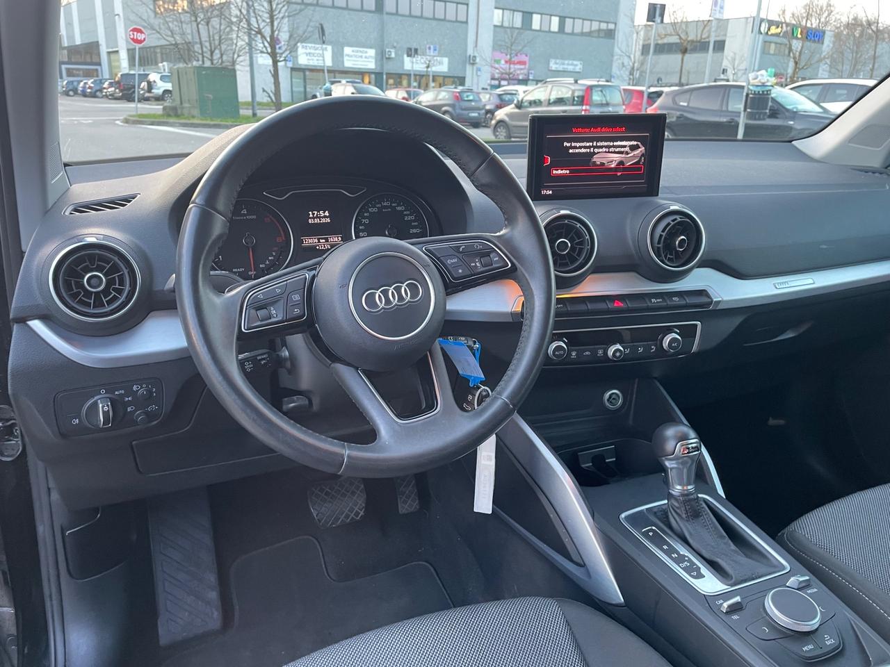 Audi Q2 1.6 TDI*Automatik*Cerchi*Solo 1280000km