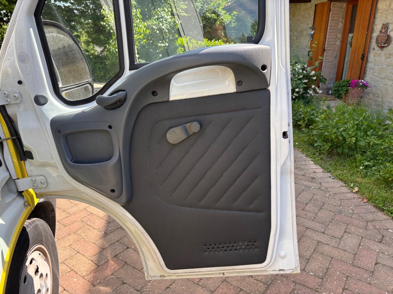 Fiat Ducato 15 2.8 JTD VETRATO
