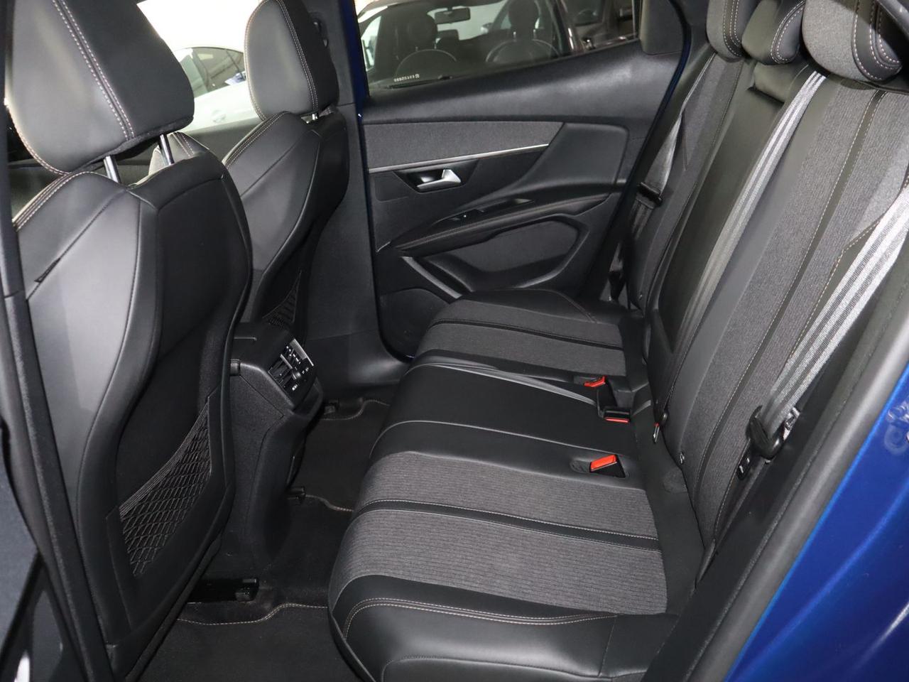 Peugeot 3008 GT Line 1.5 Blue HDI 130 #50810