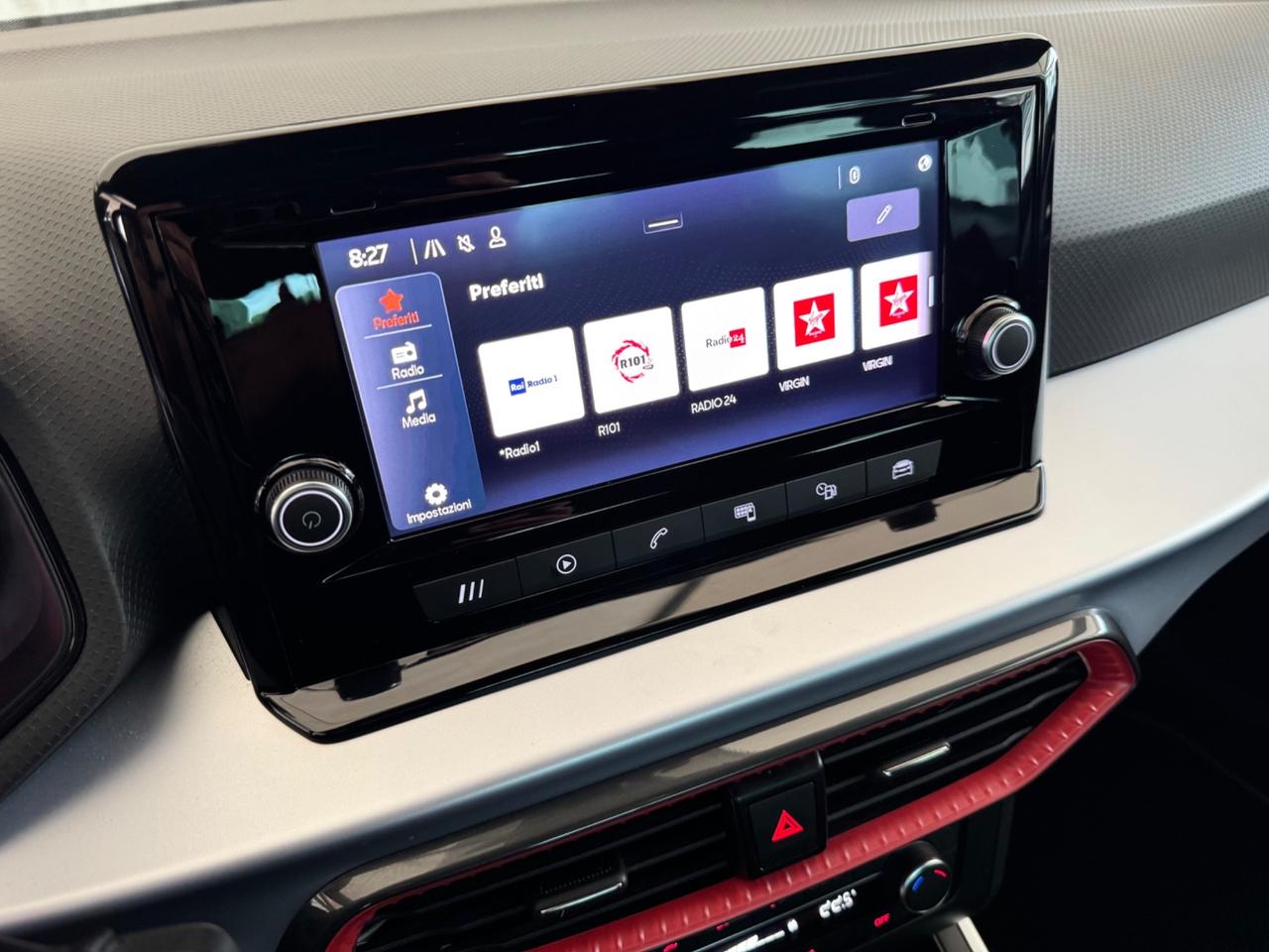 SEAT ARONA 1.0 Eco Tsi DSG FR - Led Navi 17