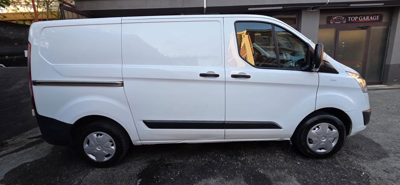 Ford Transit Custom 270