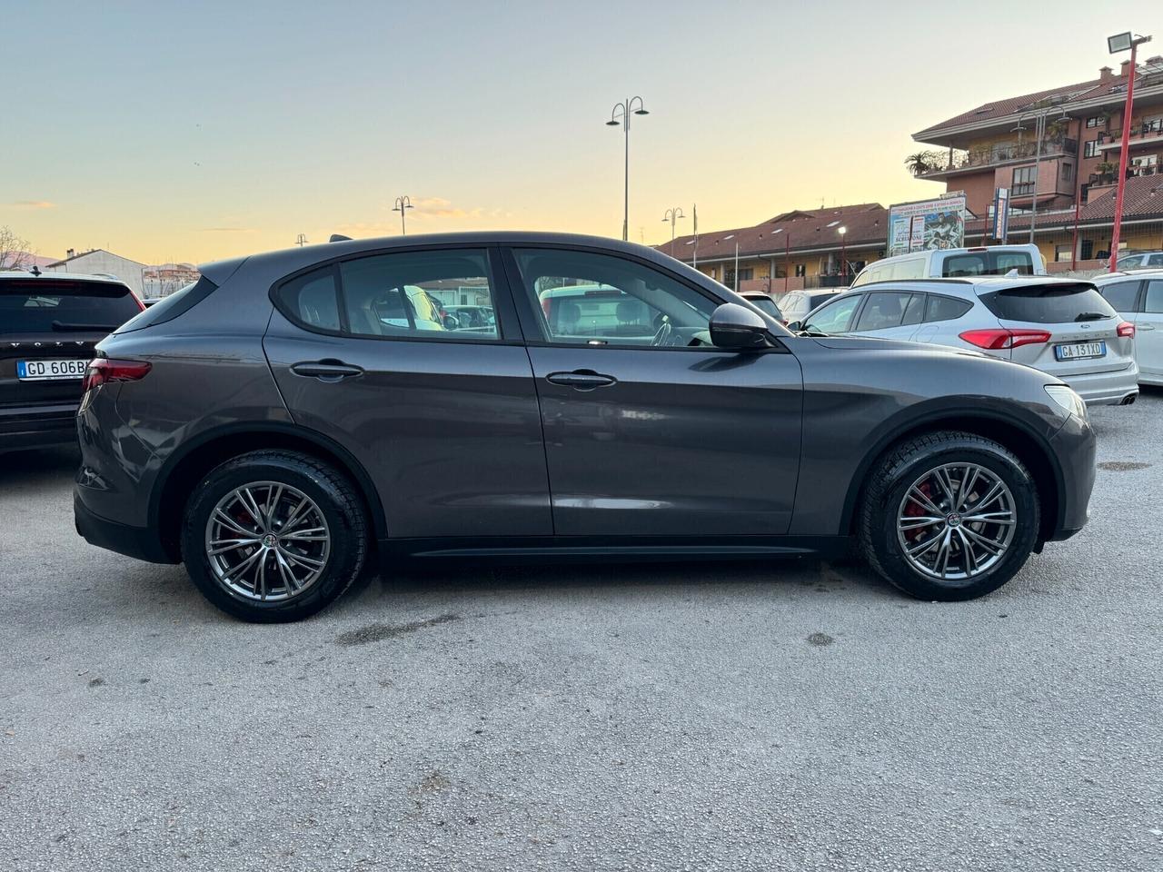 Alfa Romeo Stelvio 160 CV SUPER