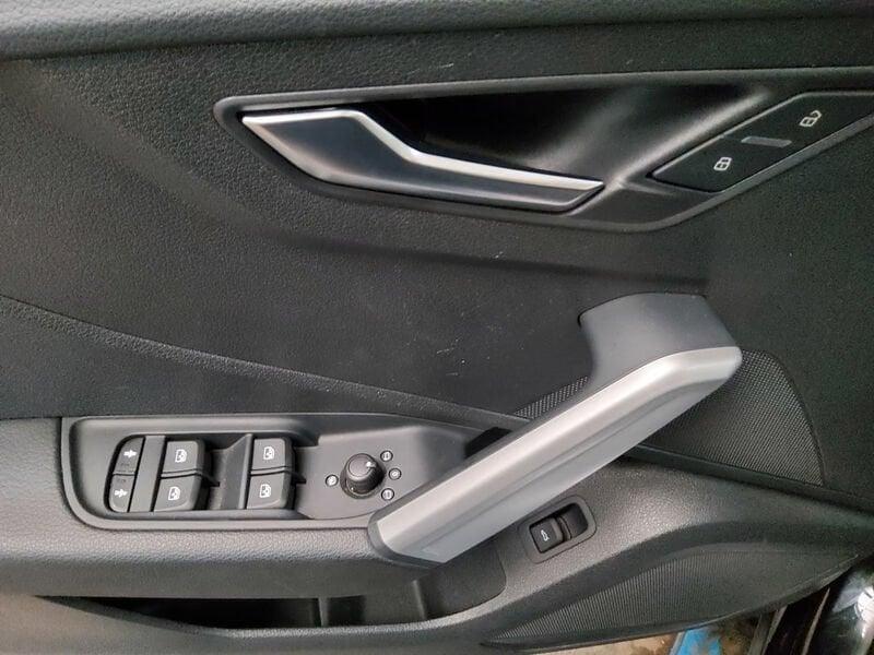 Audi Q2 Q2 30 1.0 tfsi S-Line ext 116cv NAVI LED PDC