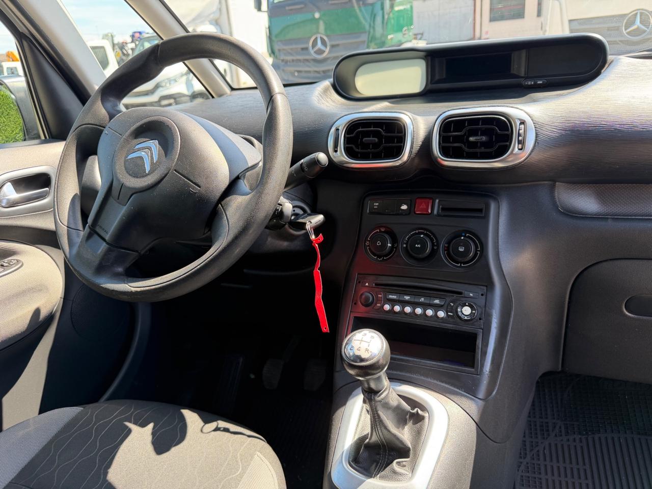 Citroen C3 Picasso 1.4 VTi 95 Seduction GPL SCADENZA 01.2033