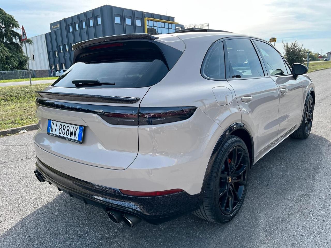 Porsche Cayenne 3.0 V6 E-Hybrid