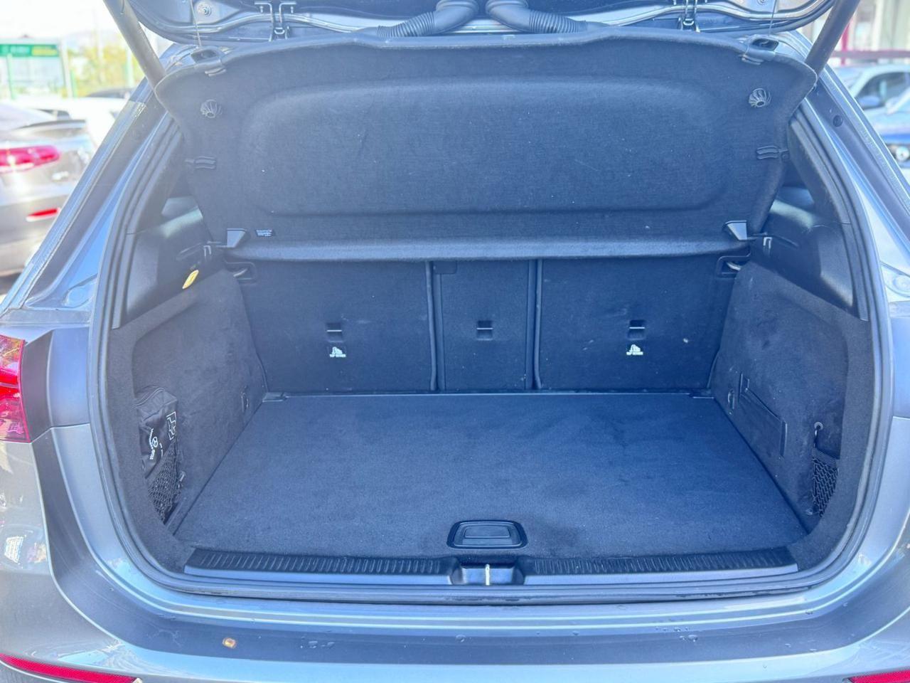 MERCEDES-BENZ B 200 d Automatic AMG Line Premium 150CV Ambient light