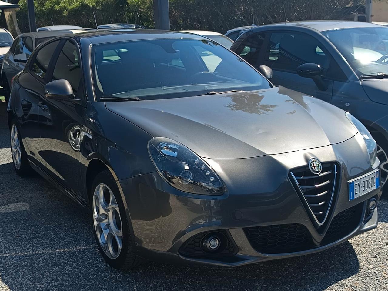 Alfa Romeo Giulietta 2015 - 1.4 Turbo MultiAir TCT Sprint Lb automobili