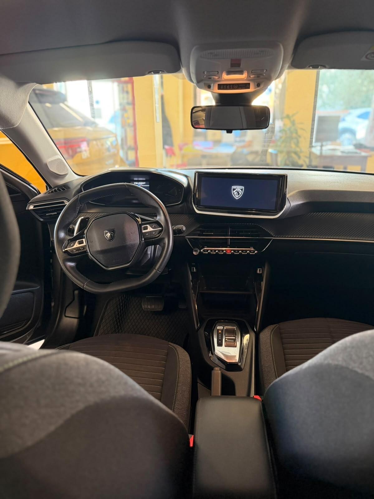 Peugeot 208 Hybrid 100 e-DCS6 Allure
